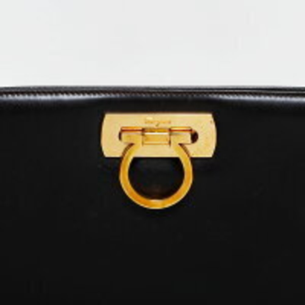 Salvatore Ferragamo Leather Gancini Shoulder Bag Brown - Picture 9 of 13